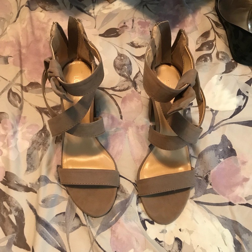 LC Lauren Conrad wedges
